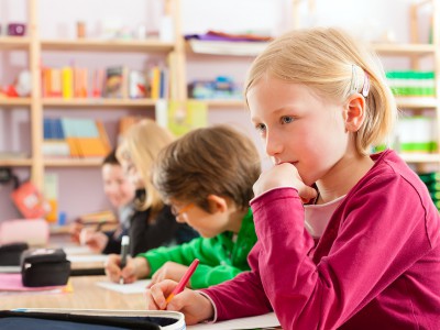 Sınavlar ve Çocuklar – Sınavlar Küçük Yaştaki Çocukları Öğrenmeye Teşvik Etmiyor